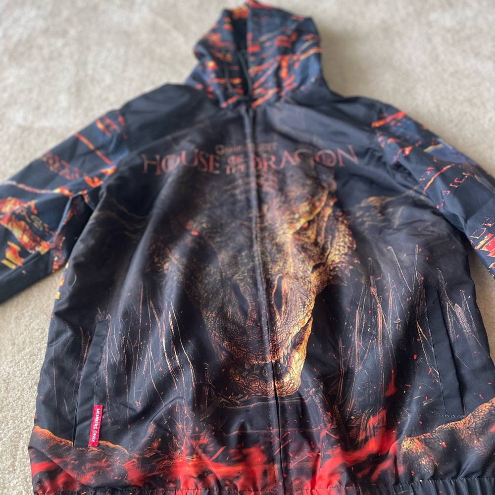 NWT GOT Member’s Only House of the Dragon Graphic jacket. Men’s size L